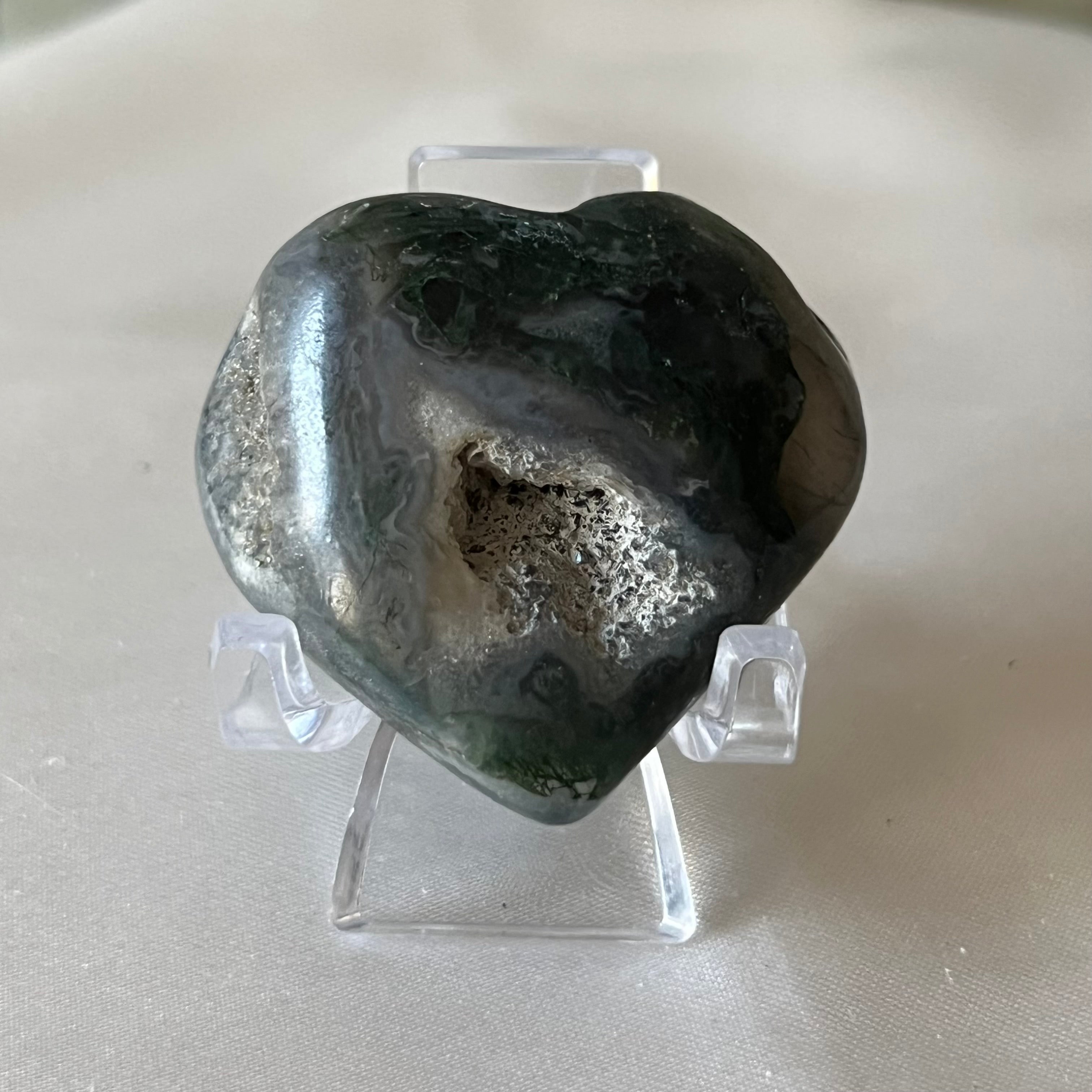 Moss Agate Puff Heart - Optimism & Courage Crystals