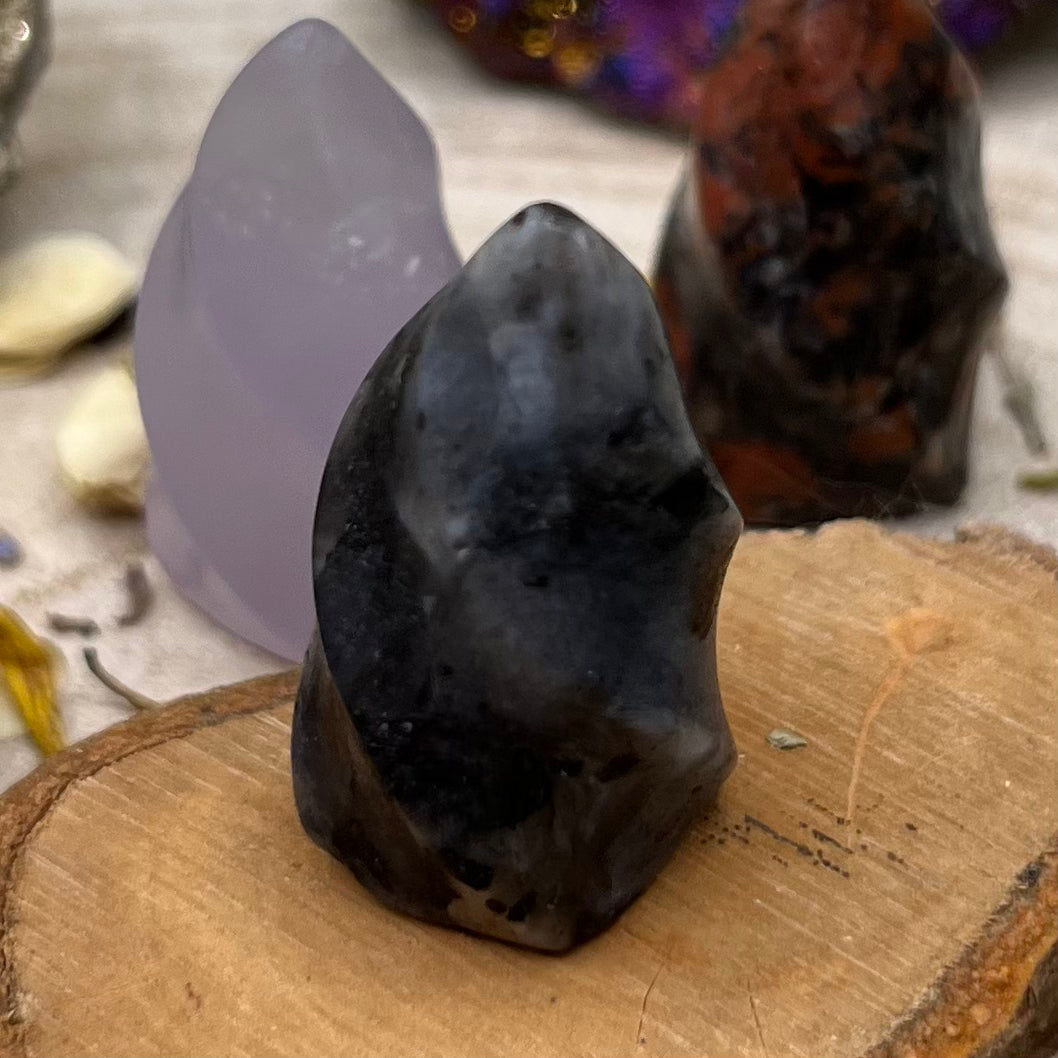 Mini Crystal Flames Mini (Approx.2.8cm) Larvikite Crystals