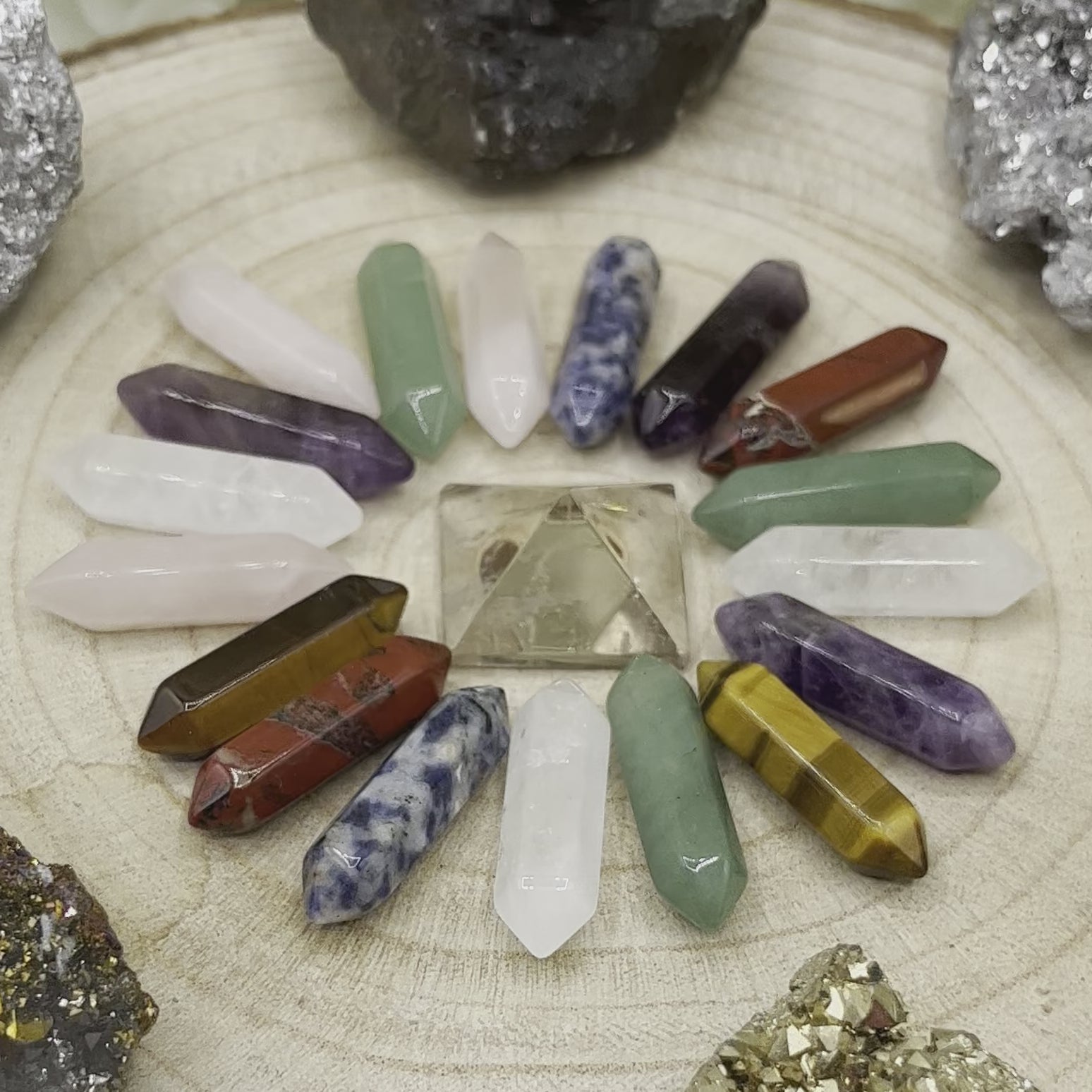 Mini Double Terminated Points