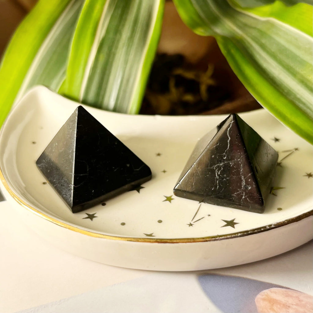 Shungite Pyramid - Stone of Life & Transmutation Crystals