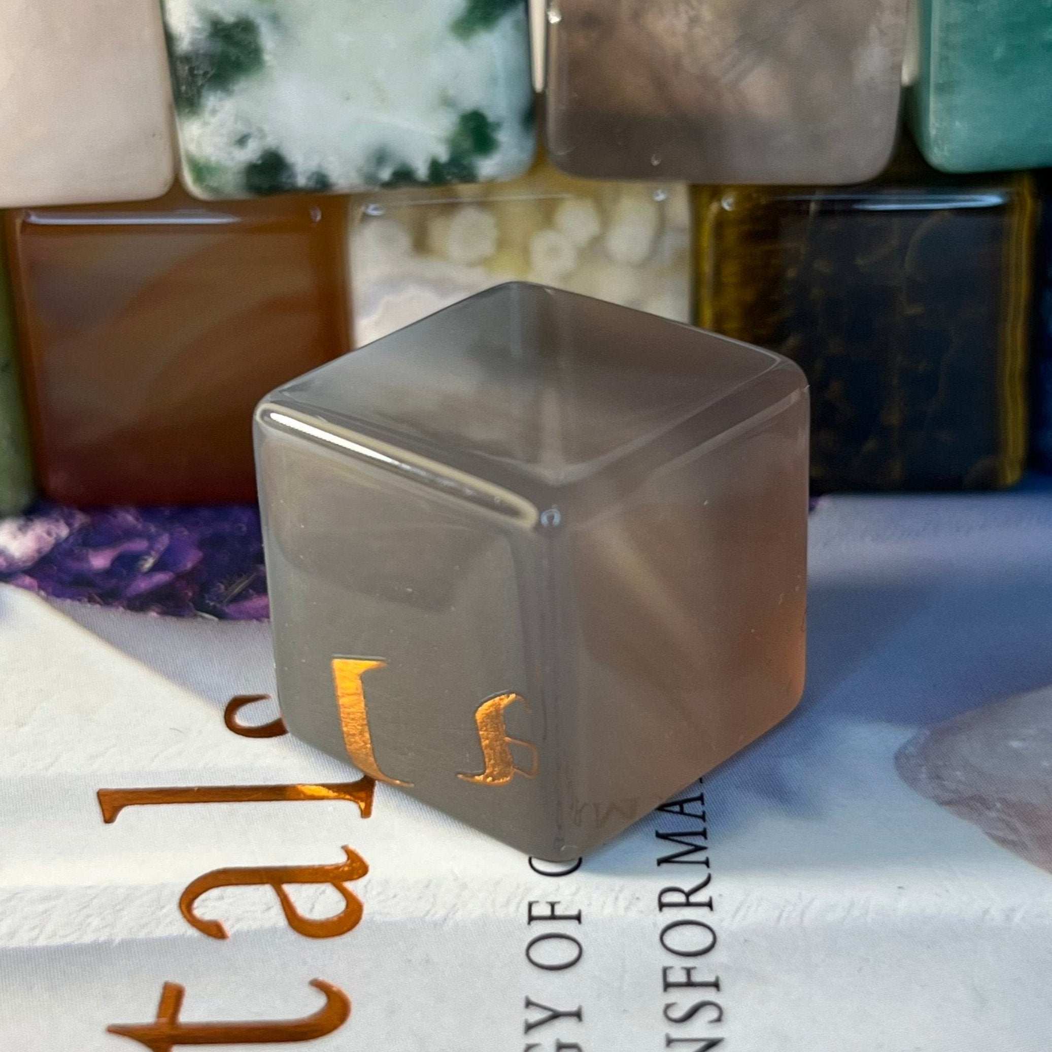 Gemstone Cubes Grey Agate 2cm Crystals