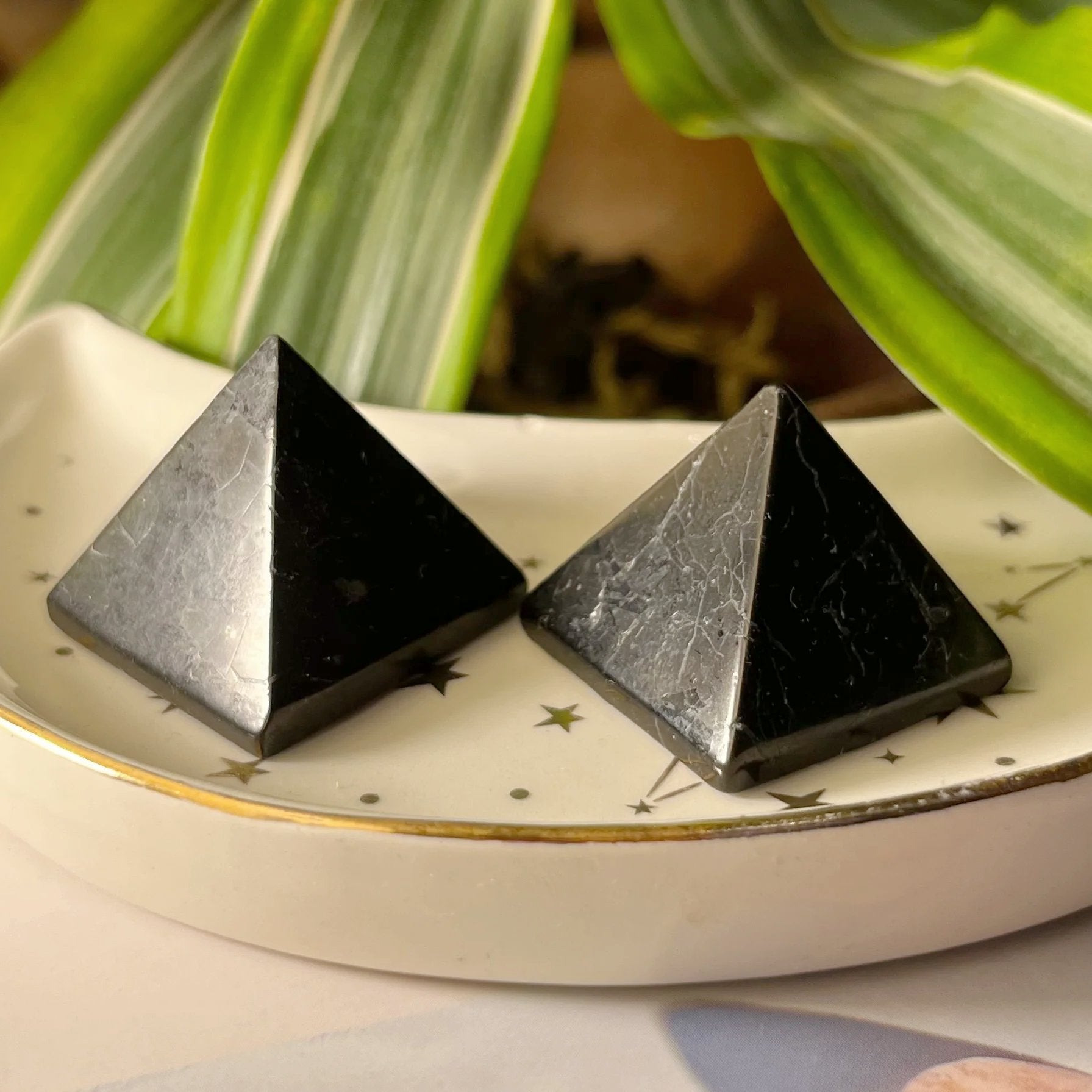 Shungite Pyramid - Stone of Life & Transmutation Crystals