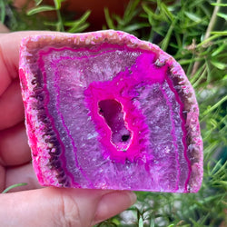 Pink Agate Cut Base Geode - Emotional Balance & Love 1- 5.5cm x 6.4cm Crystals
