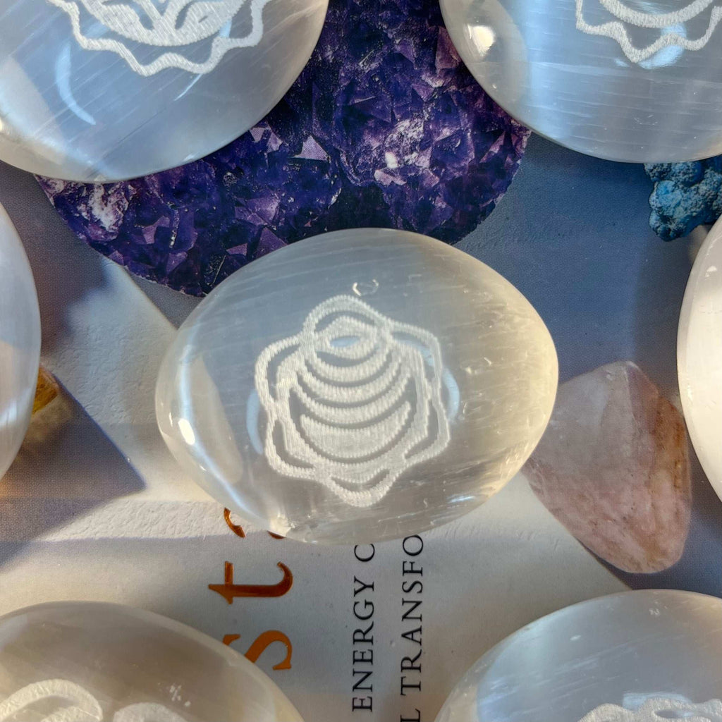 Selenite Etched Chakra Palmstones - Cleansing & Purification Crystals