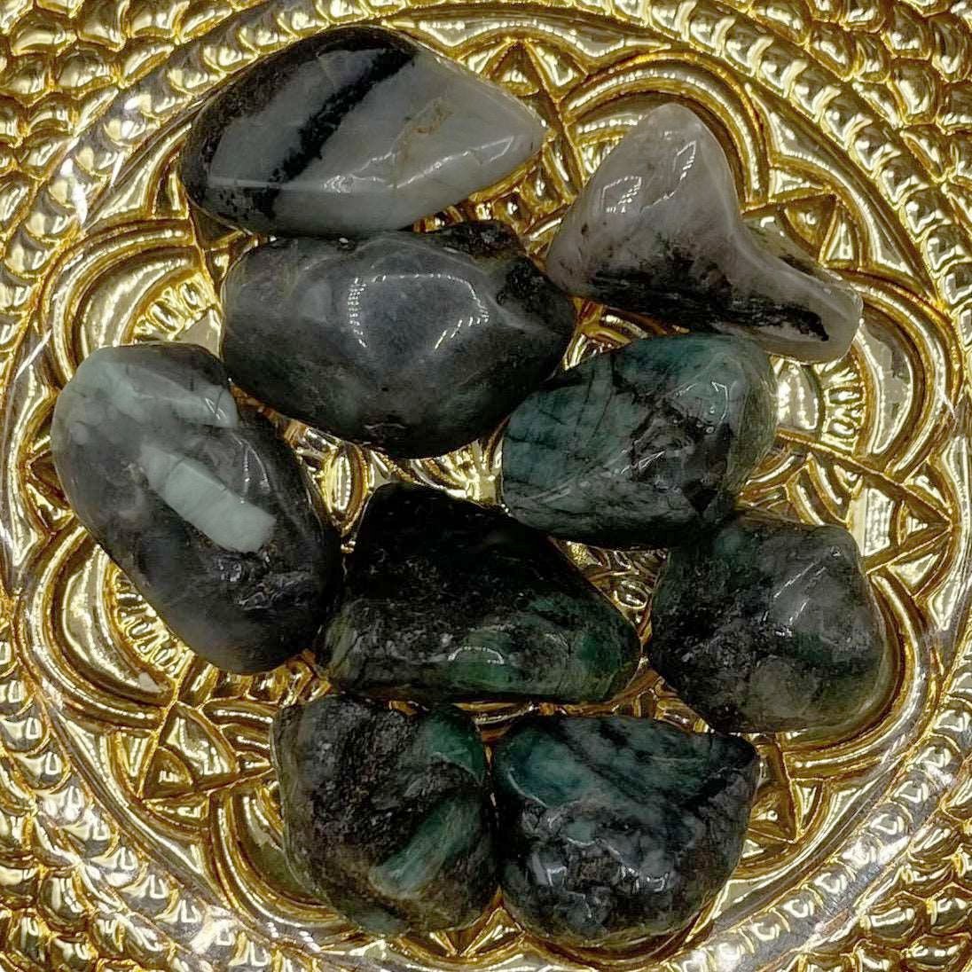 Emerald Tumblestones - Vitality & Positive Relationships Crystals
