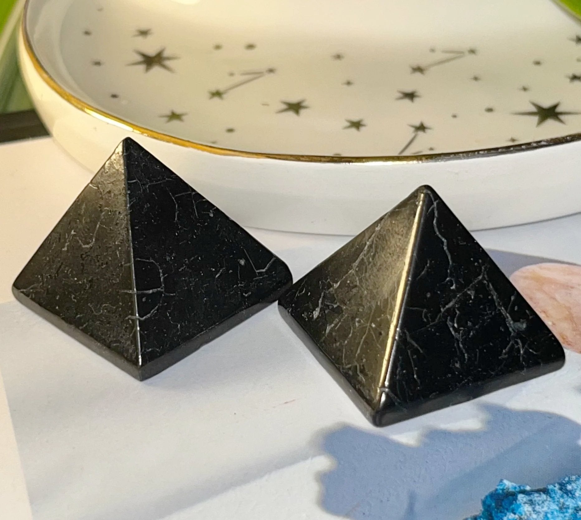 Shungite Pyramid - Stone of Life & Transmutation Mini (2.5cm x 3cm) Crystals