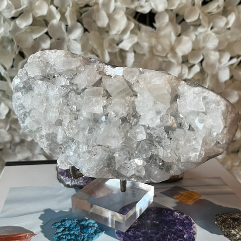 apophyllite cluster for meditation and anxiety