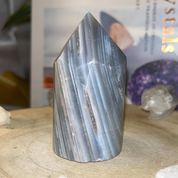 Natural Agate Polished Point - Balance & Harmony 3- 7.3cm x 3.7cm Crystals