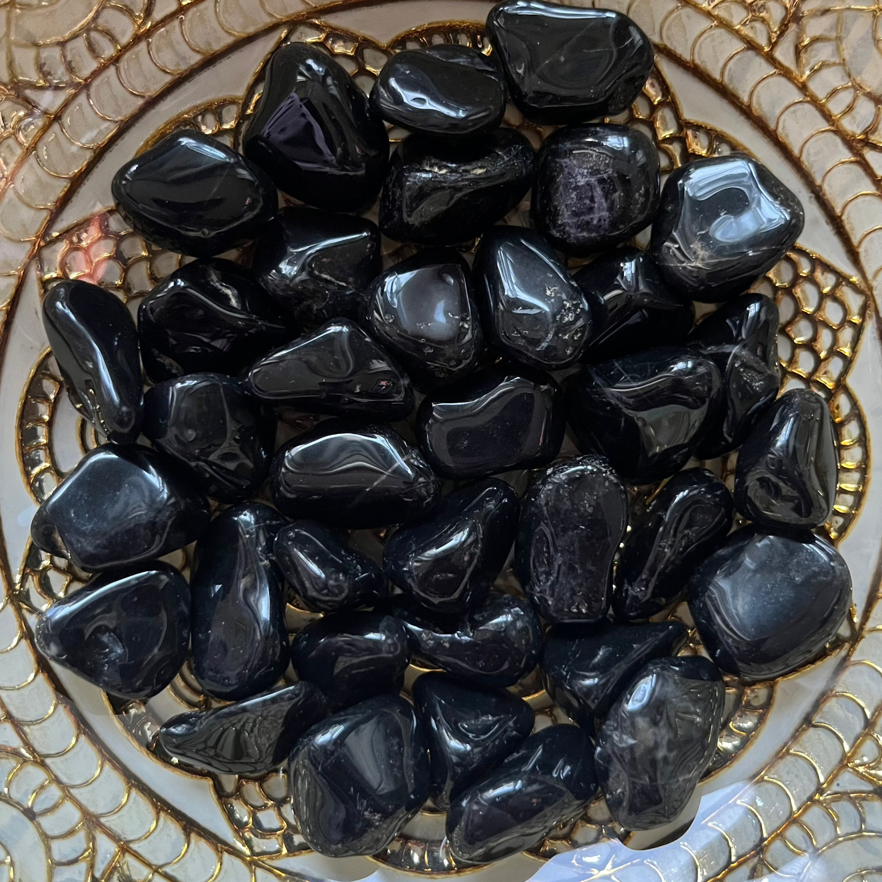 Black Onyx Tumblestones - Inner Strength & Energy Healing Crystals