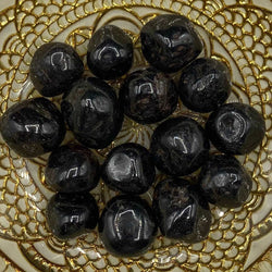 Garnet Tumblestones - Vitality & Magnetism Small Crystals