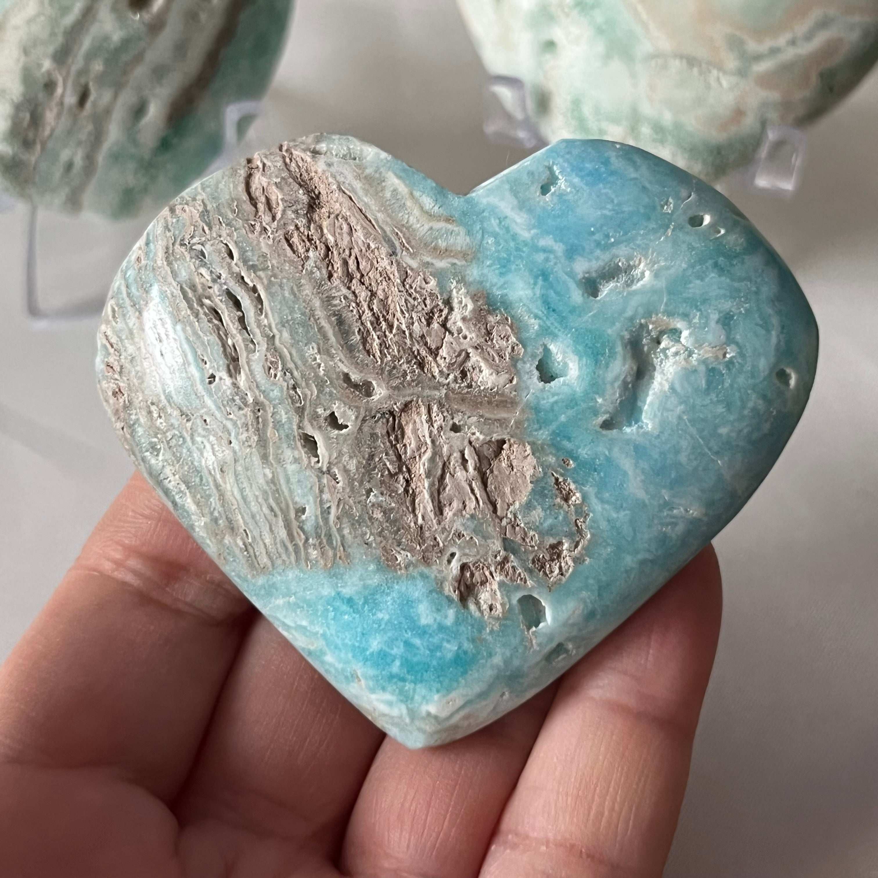 Caribbean Calcite Heart - Spiritual Growth & Self-Confidence 3- 7cm x 5.9cm Crystals