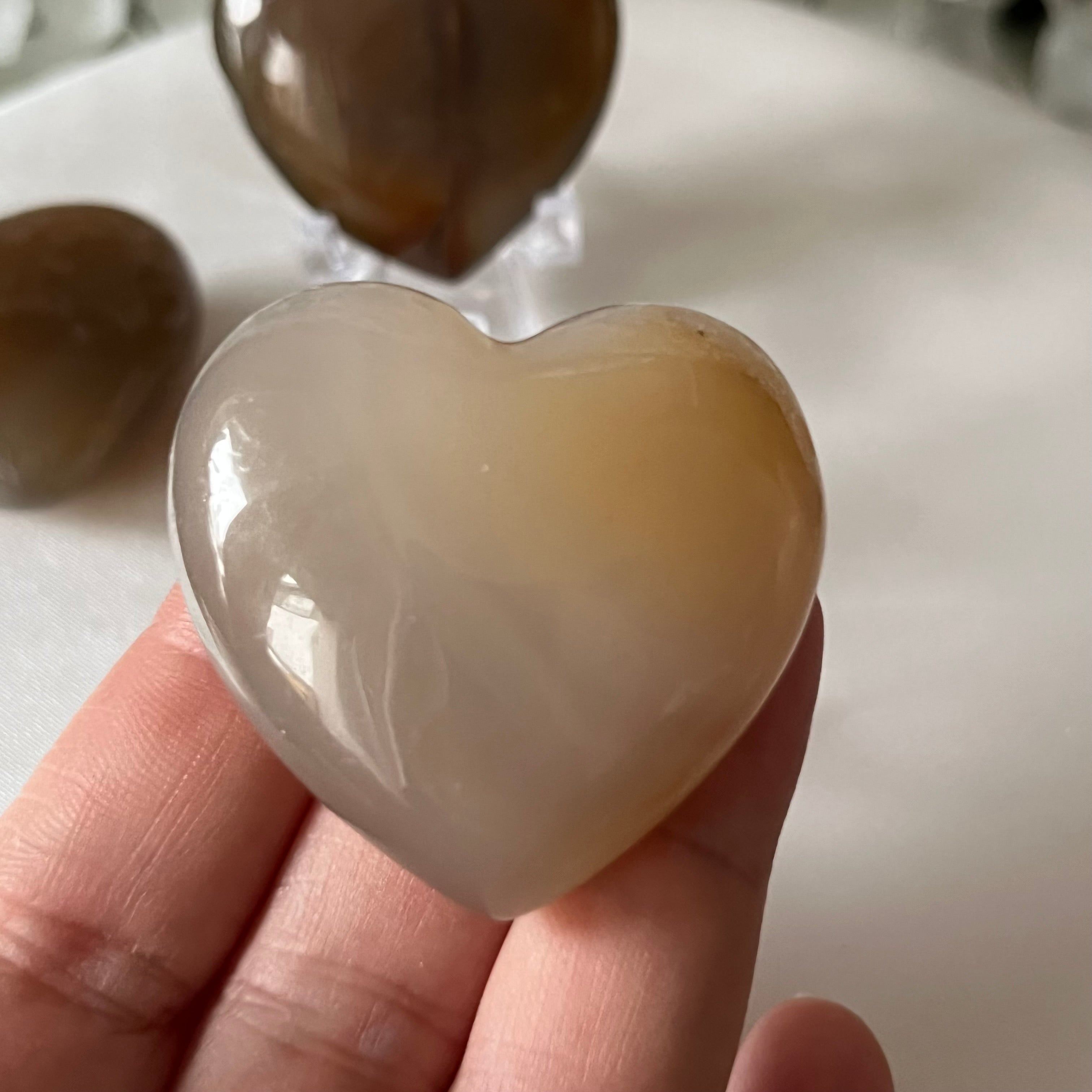 Carnelian Heart -Vitality & Courage 2- 4cm x 4cm Crystals