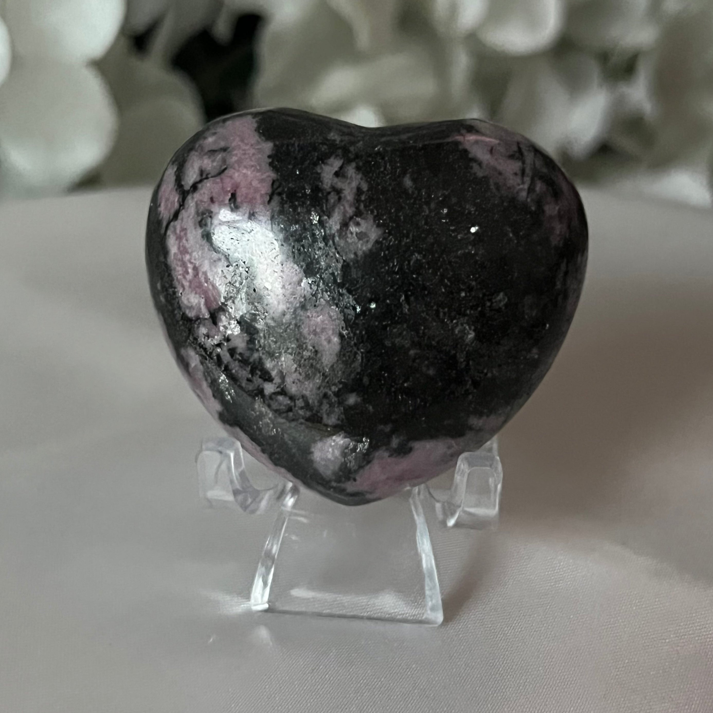Rhodonite Heart - Emotional Healing & Self-Confidence Crystals