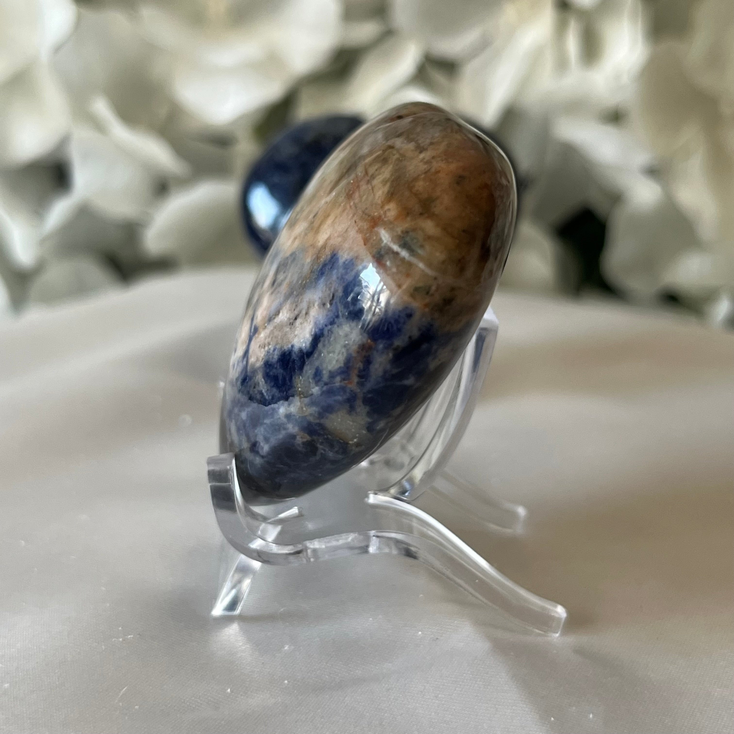 Sodalite Heart - Wisdom & Guidance Crystals