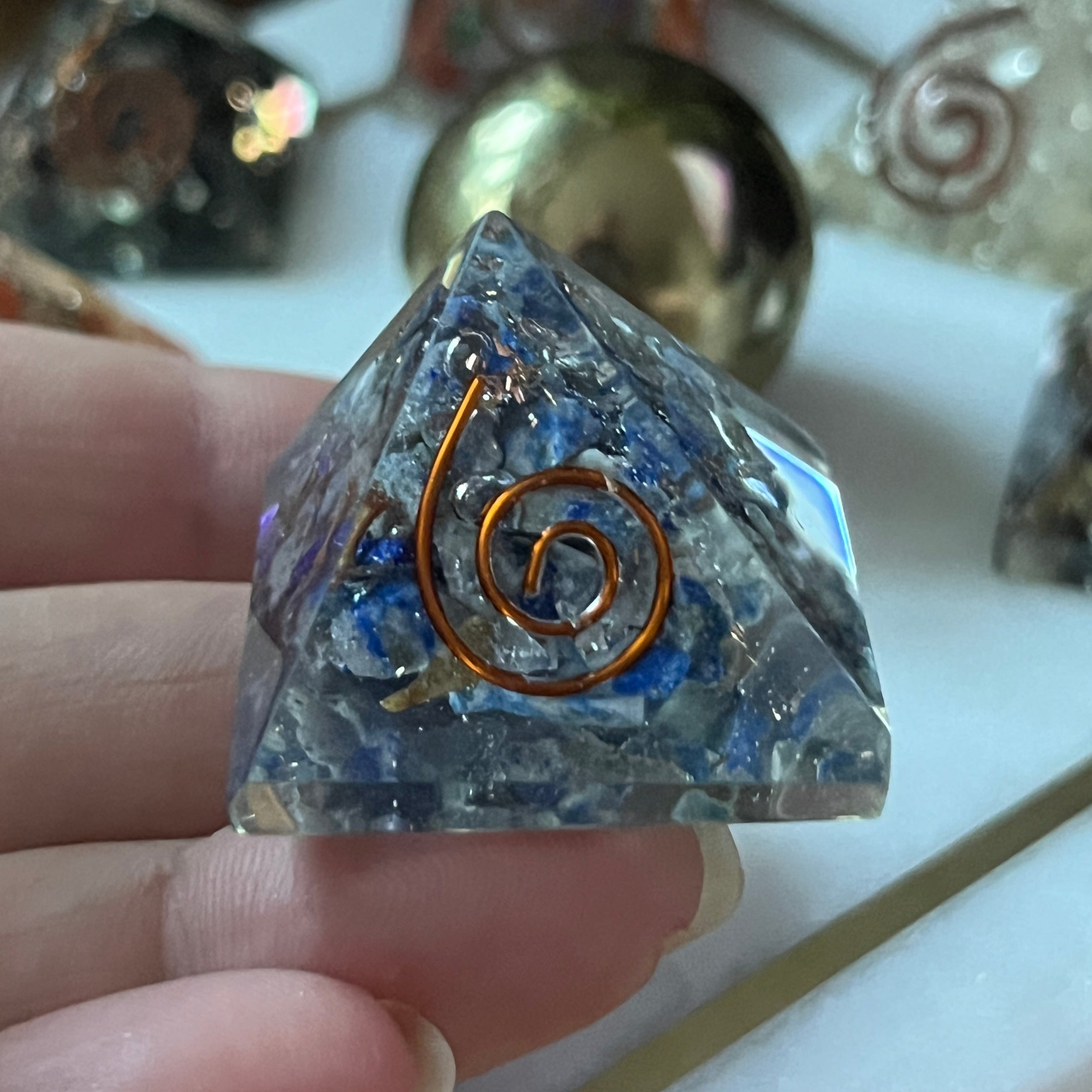 Lapis Lazuli Orgonite Pyramid - Spiritual Elevation & Friendship