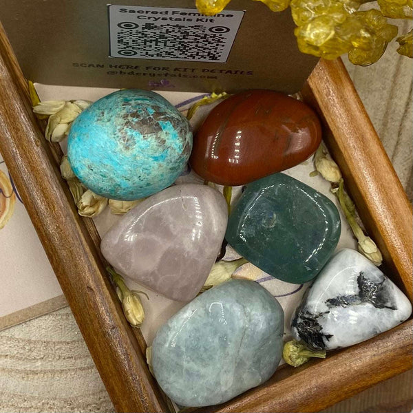 Sacred Feminine Energy Crystals Kit Crystals