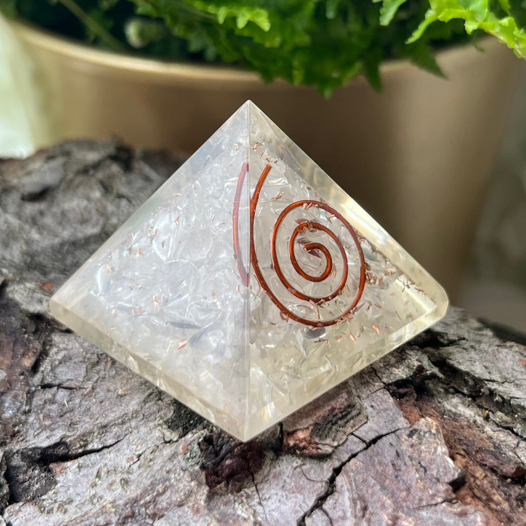 Quartz Orgonite Pyramid - Intuition & Wisdom Crystals