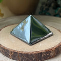 Hematite Pyramid - Protection & Connection 4cm Crystals