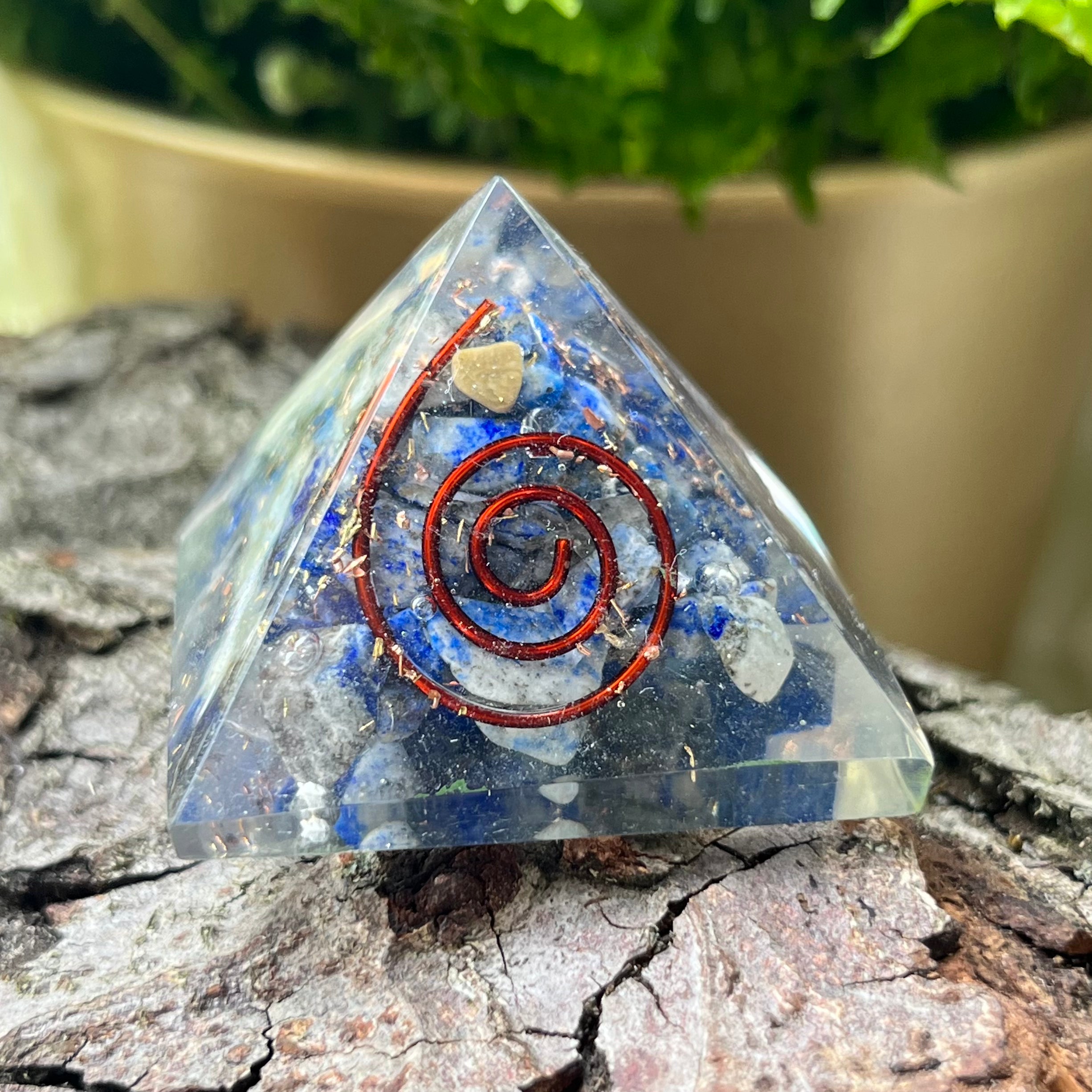Lapis Lazuli Orgonite Pyramid - Spiritual Elevation & Friendship 4cm Crystals