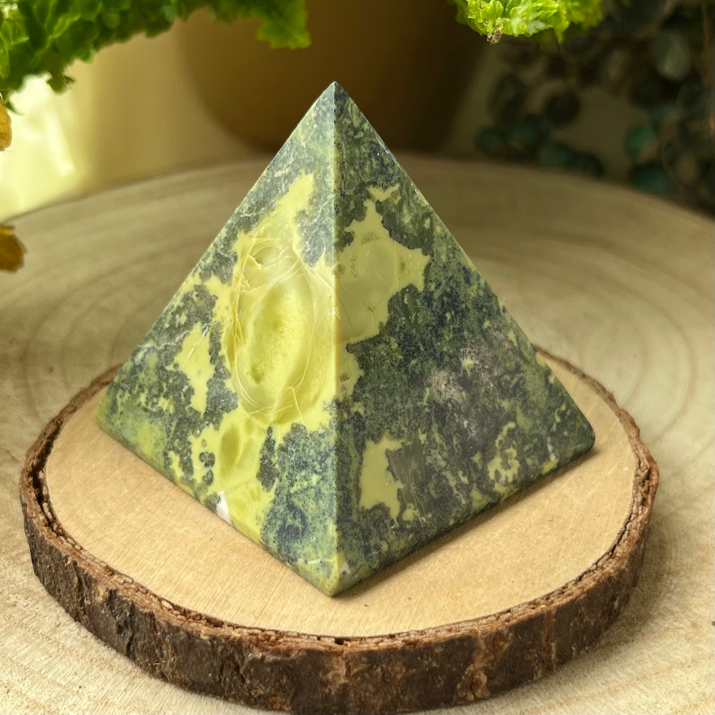 New Jade (Serpentine) Pyramid - Balance & Vitality Crystals