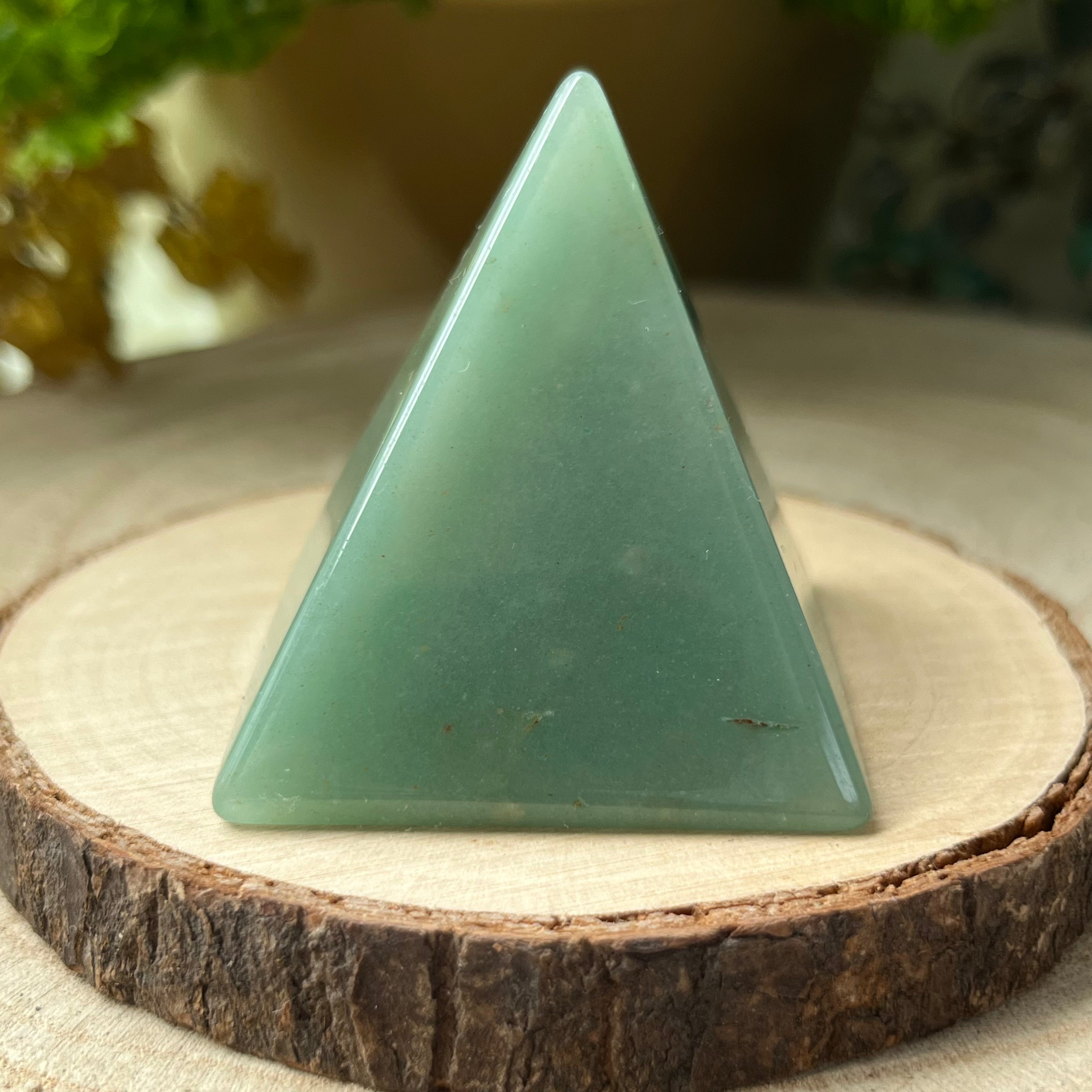 Green Aventurine Pyramid - Abundance & Luck 4cm Crystals