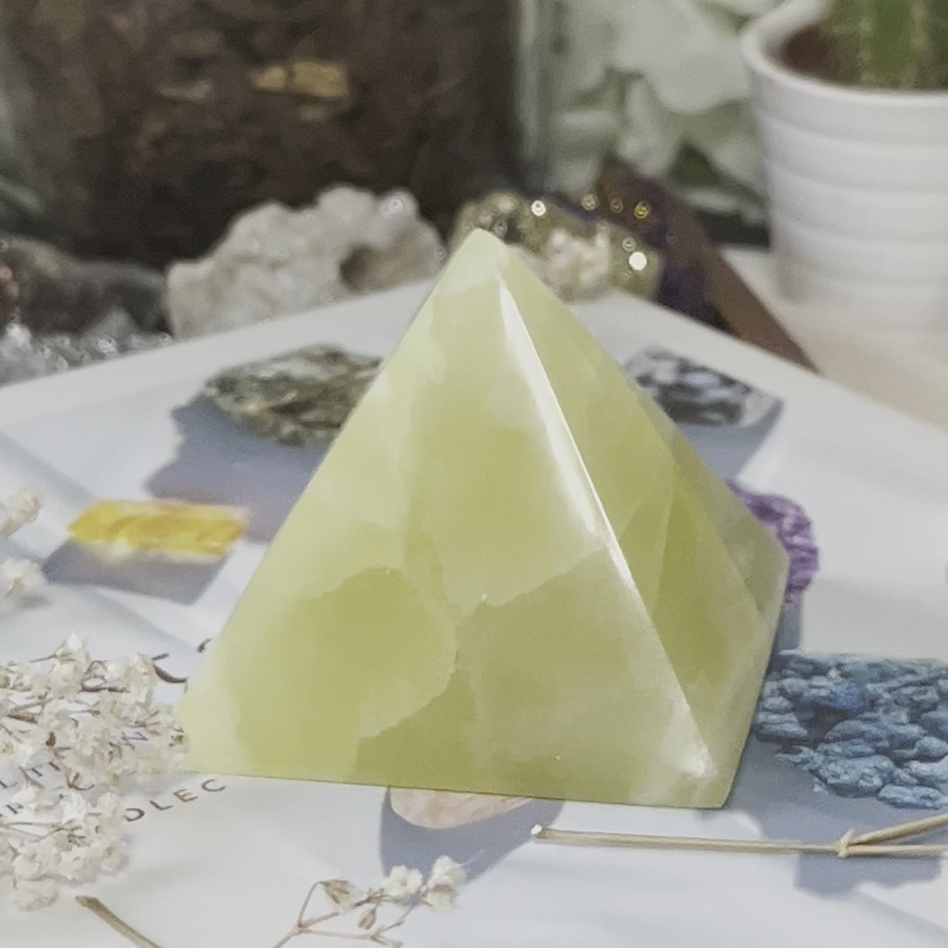 Lemon Calcite Pyramid