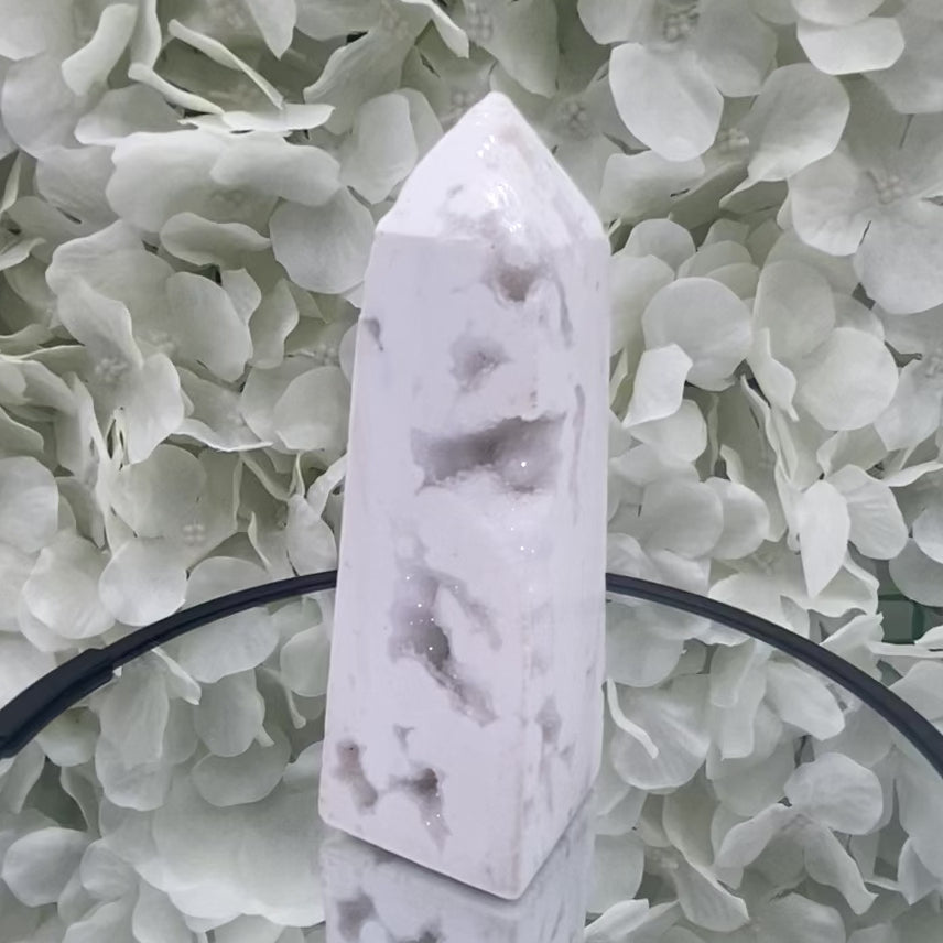 Snow Agate Obelisk - Mental Clarity & Grounding