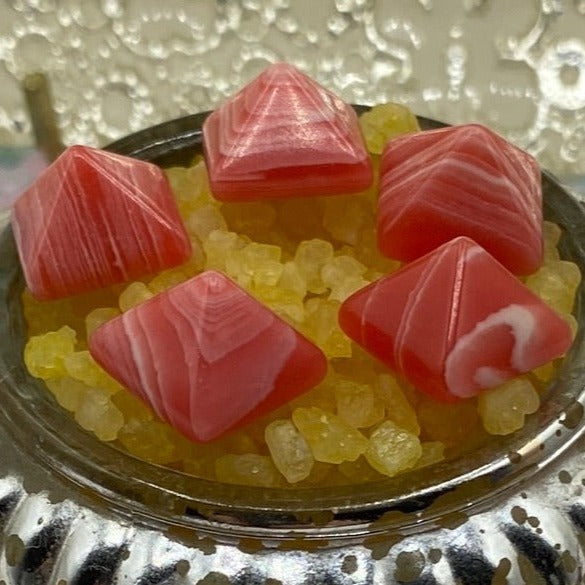 Red Agate Mini Pyramid Mini- 1.4cm Crystals