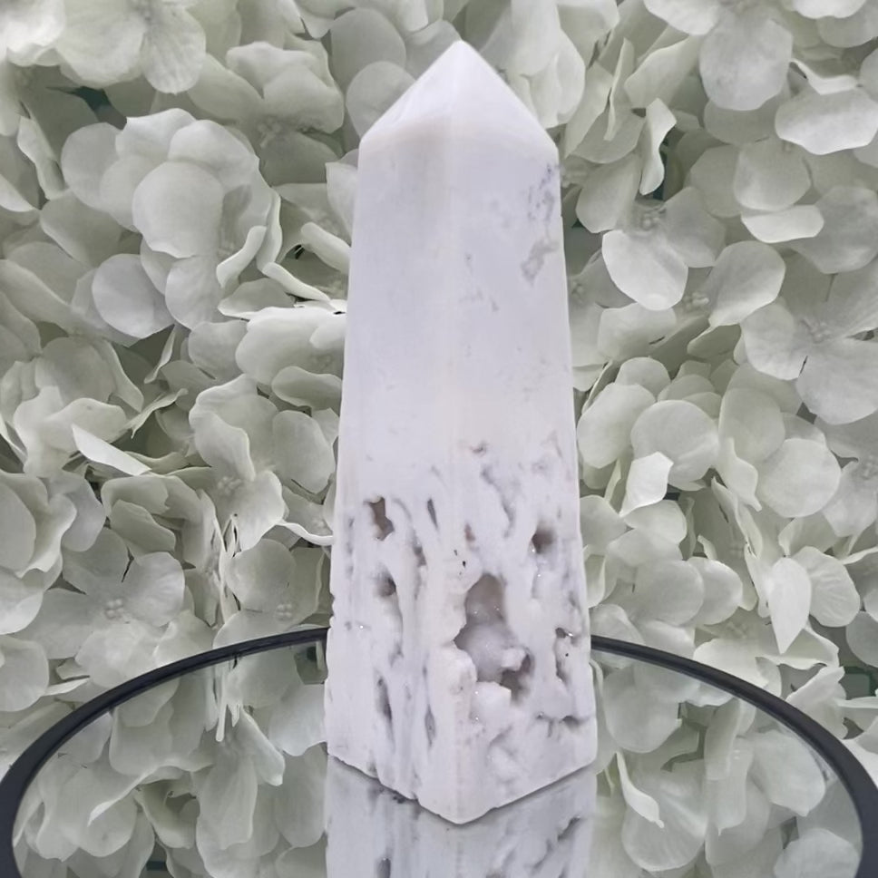Snow Agate Obelisk - Mental Clarity & Grounding