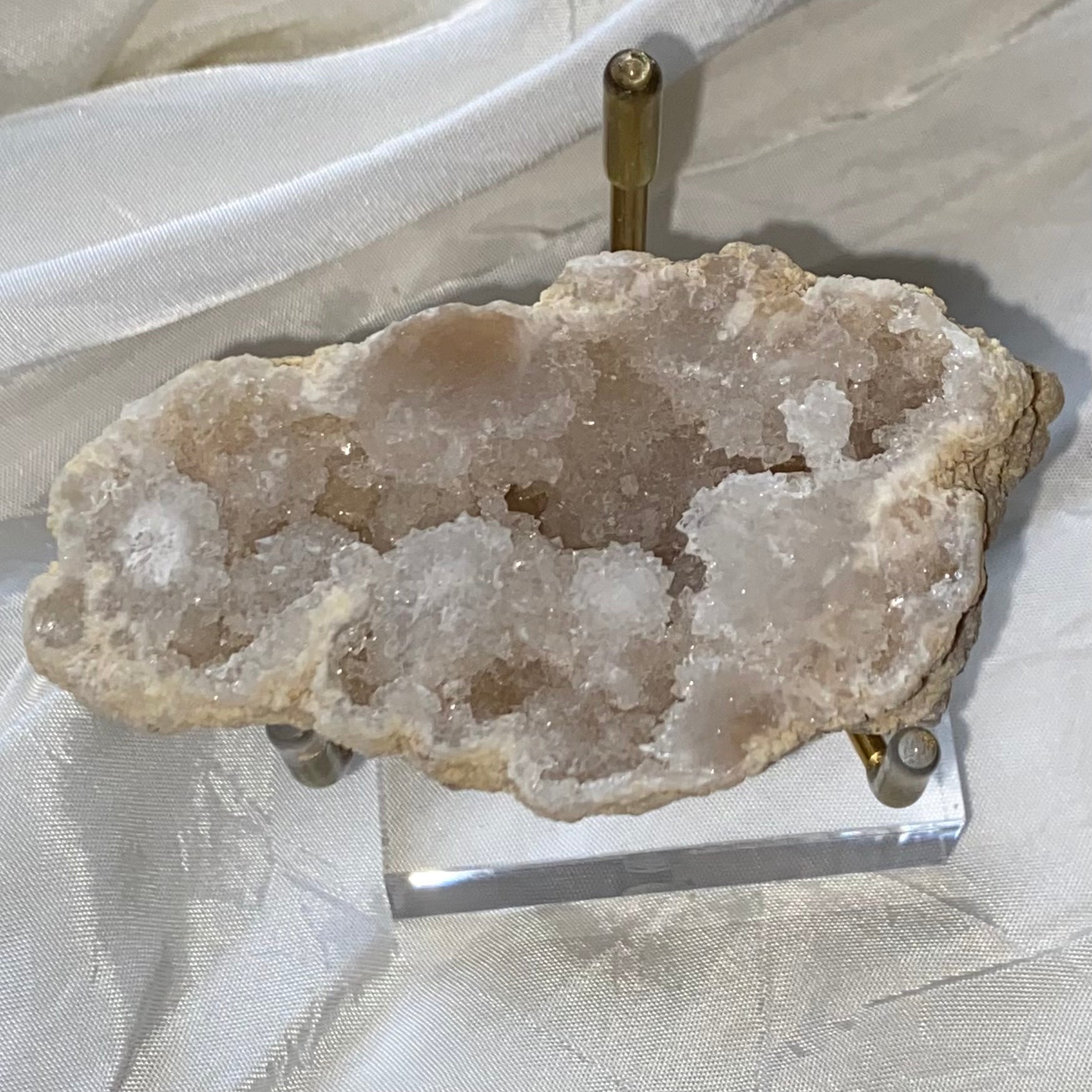 Polished White Quartz Geodes 7- 7.8cm x 4cm Crystals